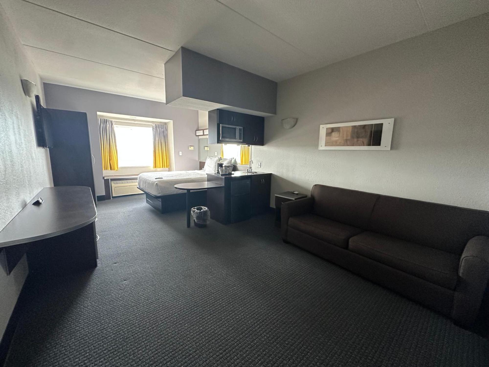 Microtel Inn & Suites By Wyndham Quincy Downtown - River Area Exterior foto