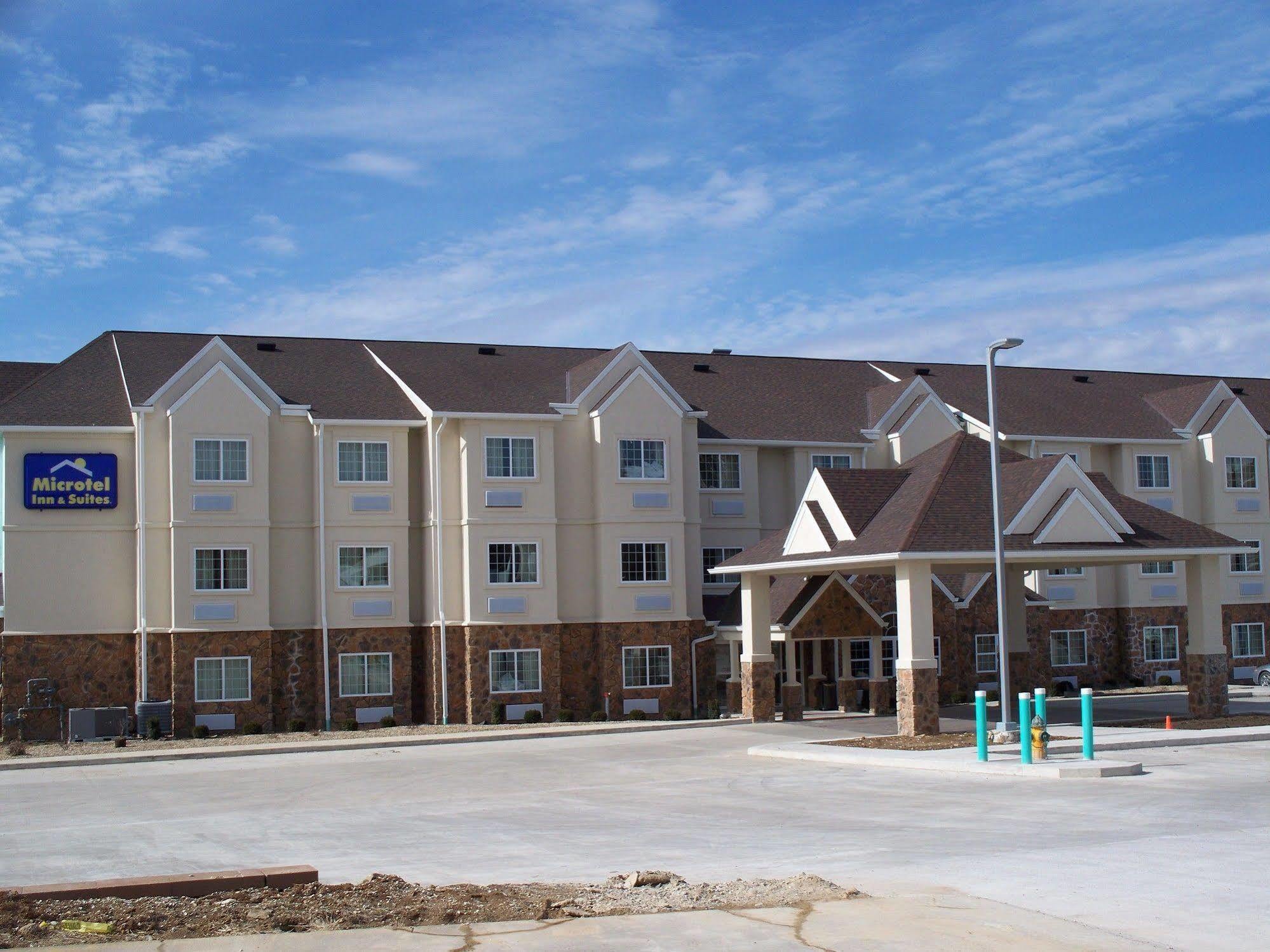 Microtel Inn & Suites By Wyndham Quincy Downtown - River Area Exterior foto